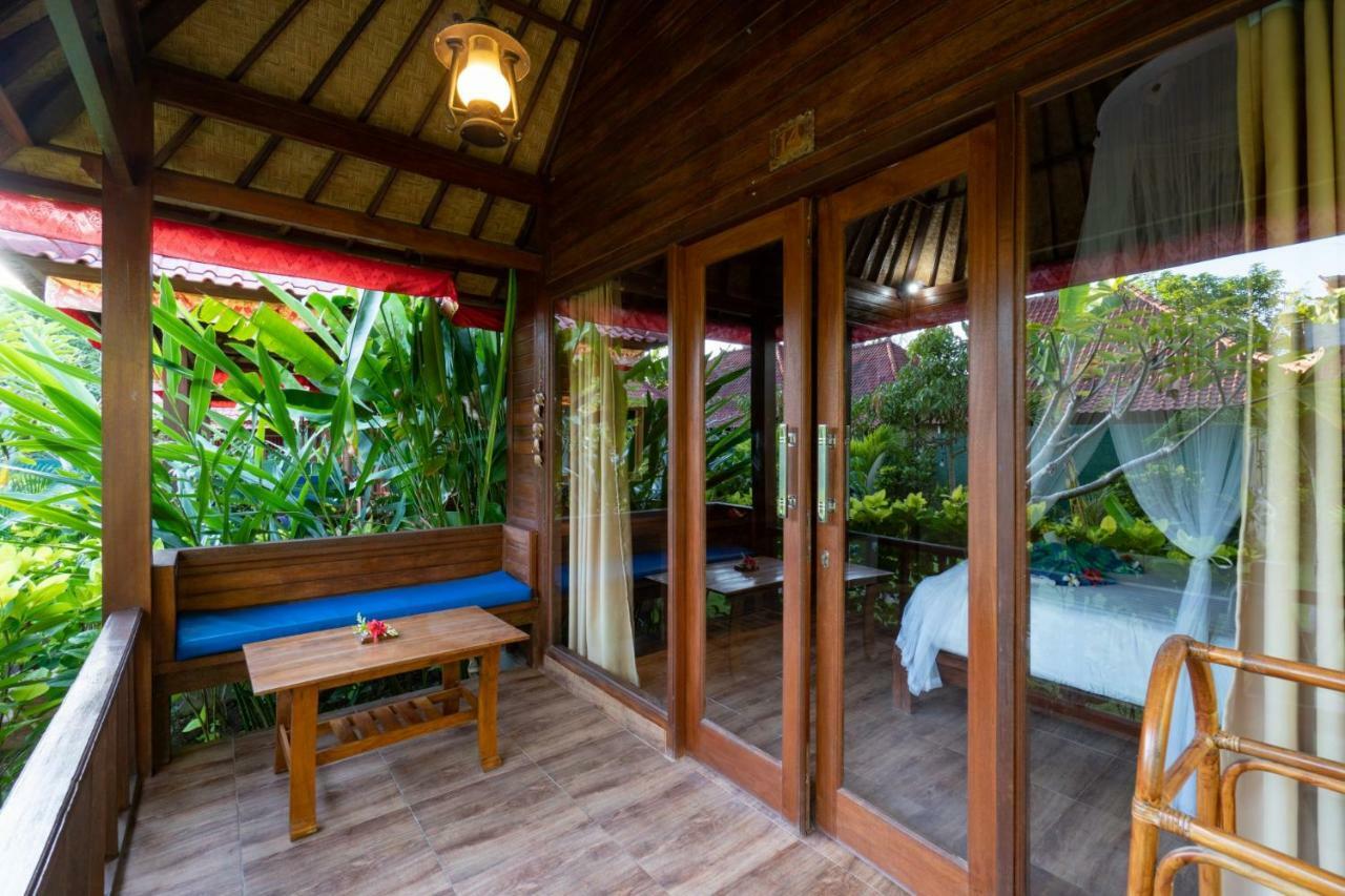 Taos House Nusa Lembongan Exterior photo
