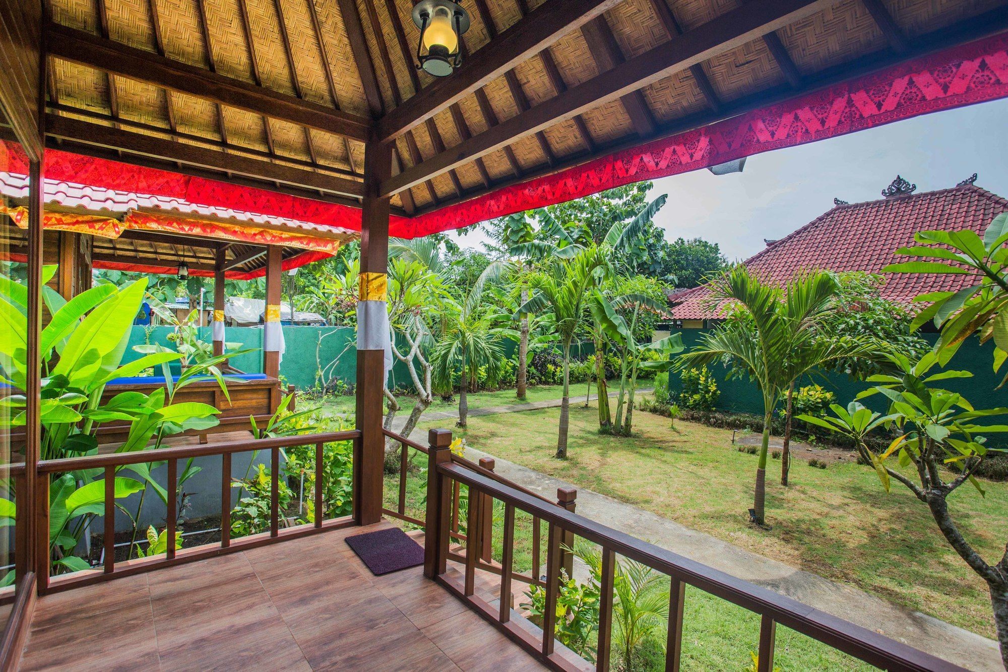 Taos House Nusa Lembongan Exterior photo